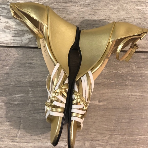 TARYN ROSE Strappy Metallic Gold Wedge Heels - Picture 7 of 8